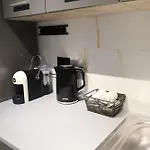 Tia Lelcaj 아파트 *
